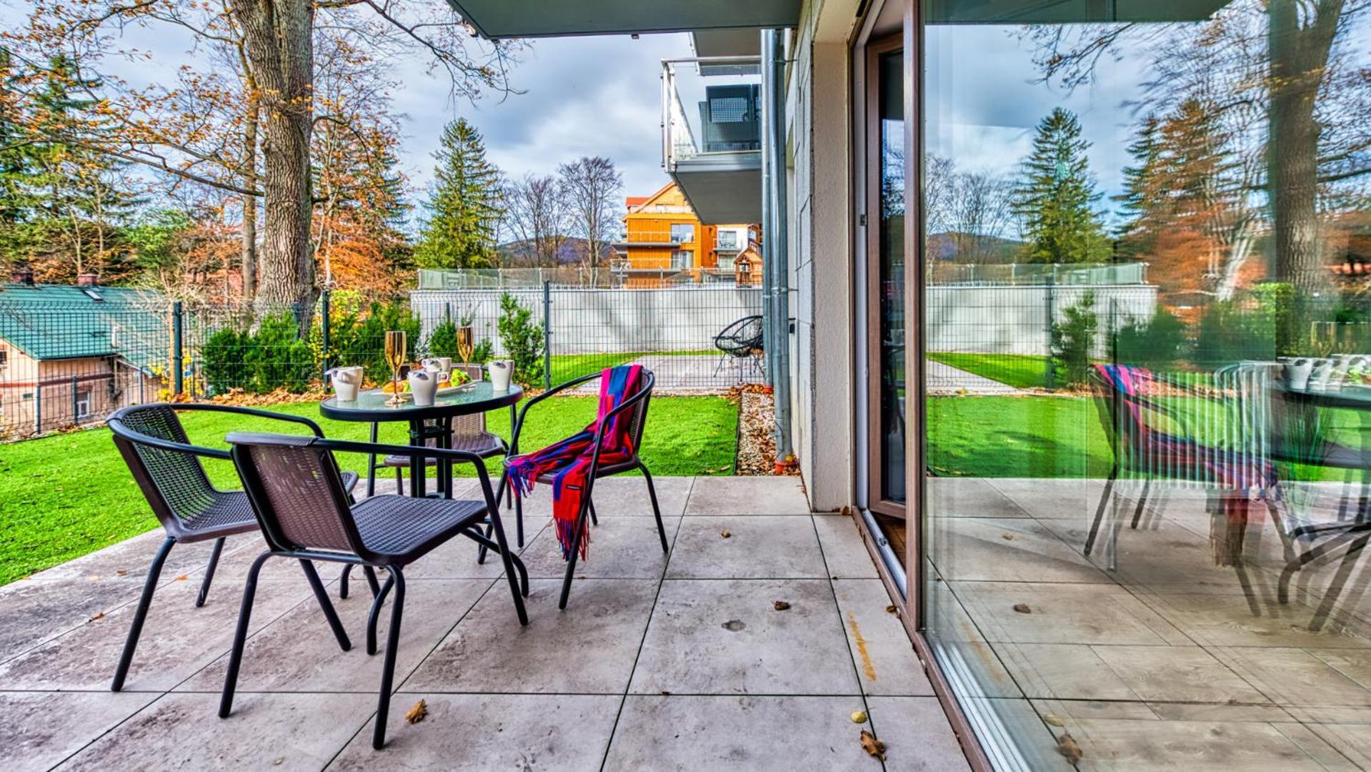 Apartamenty Z Basenem I Saunami Stone Hill Resort Vip Centrum By Royal Aparts Szklarska Poreba Extérieur photo