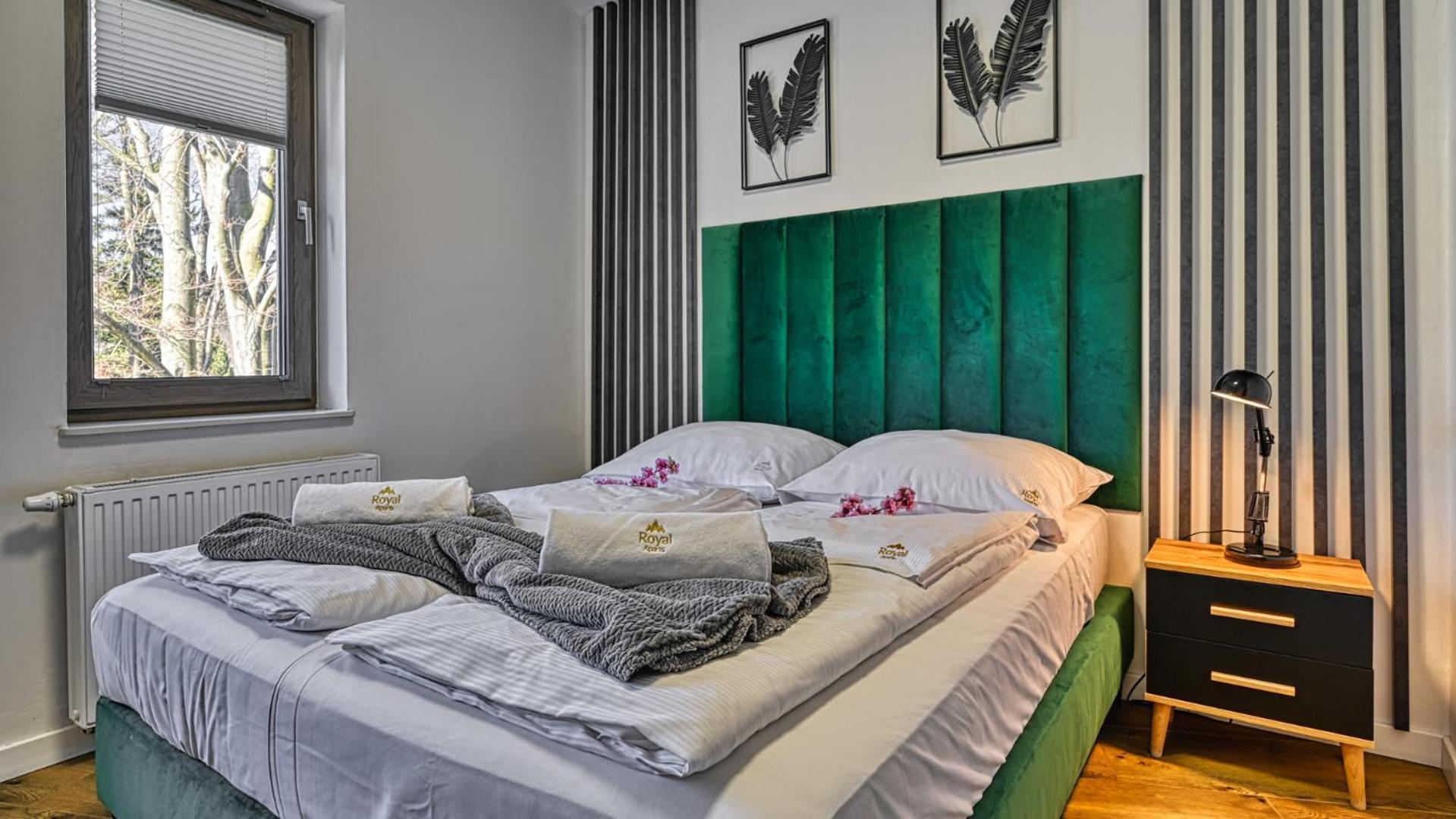Apartamenty Z Basenem I Saunami Stone Hill Resort Vip Centrum By Royal Aparts Szklarska Poreba Extérieur photo